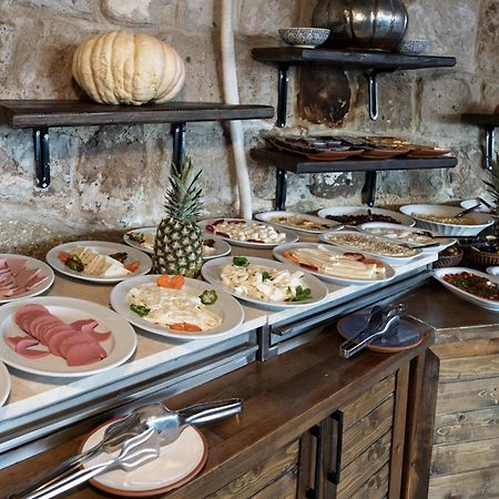 Grand Cave Suites Гьореме Екстериор снимка
