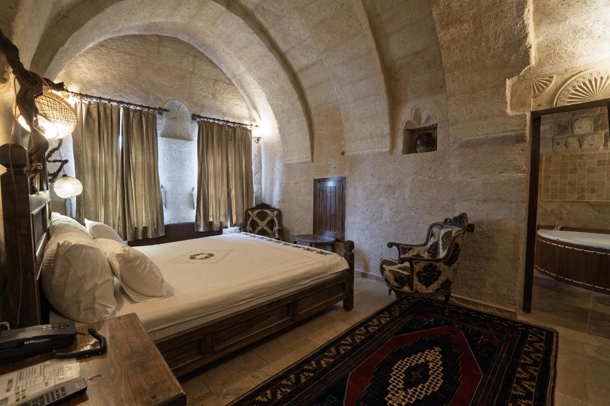 Grand Cave Suites Гьореме Екстериор снимка