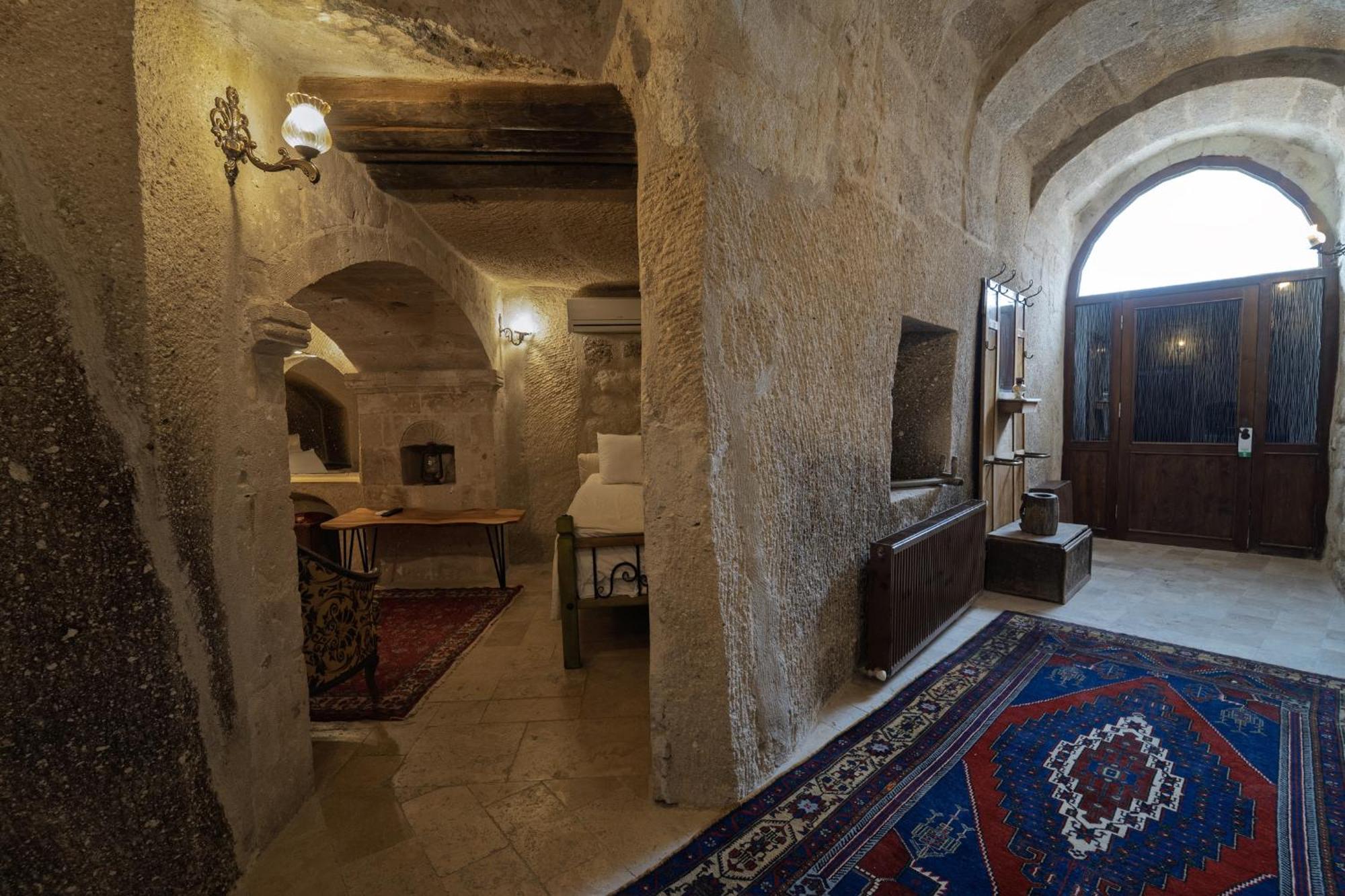 Grand Cave Suites Гьореме Екстериор снимка