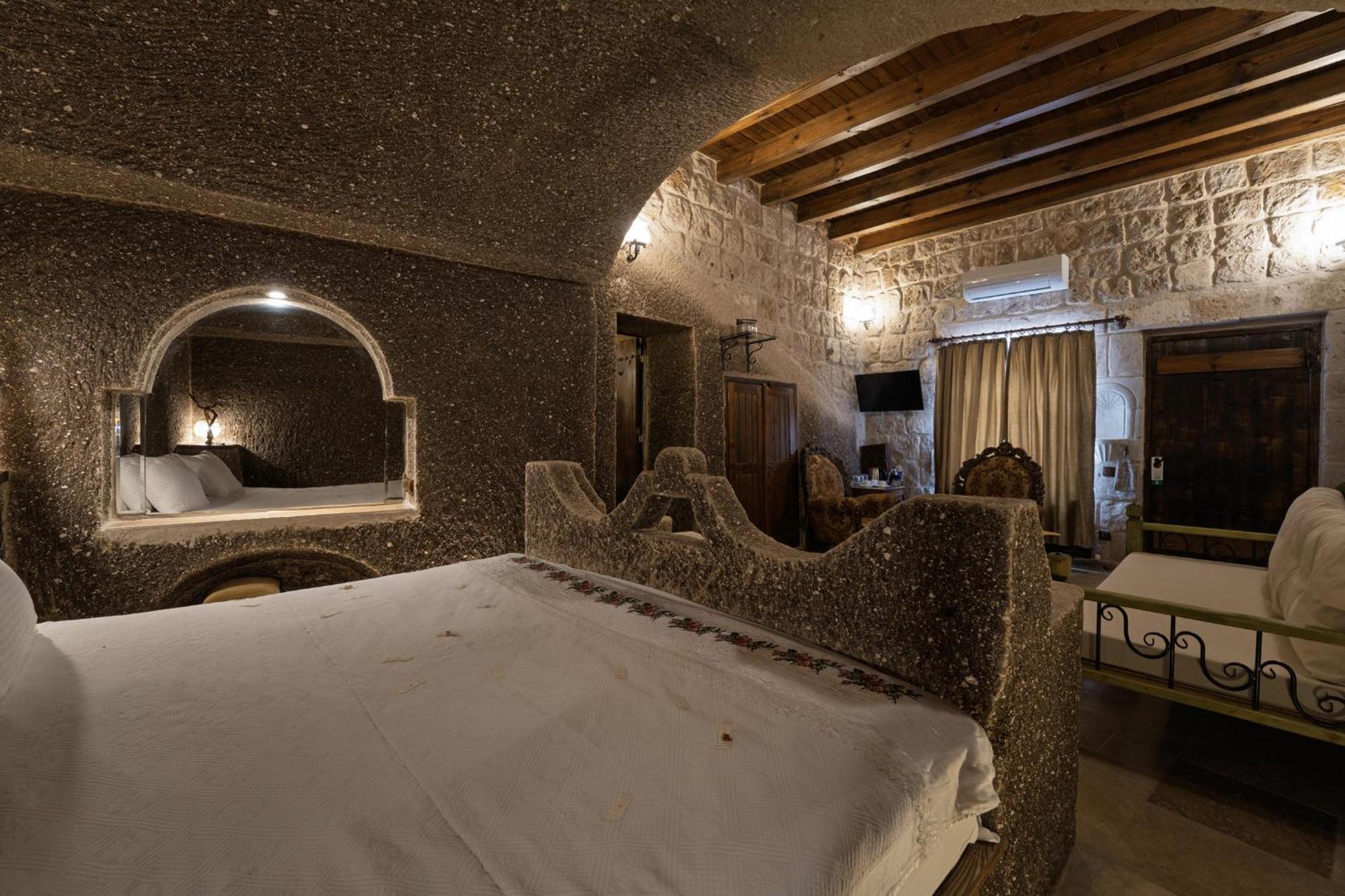 Grand Cave Suites Гьореме Екстериор снимка