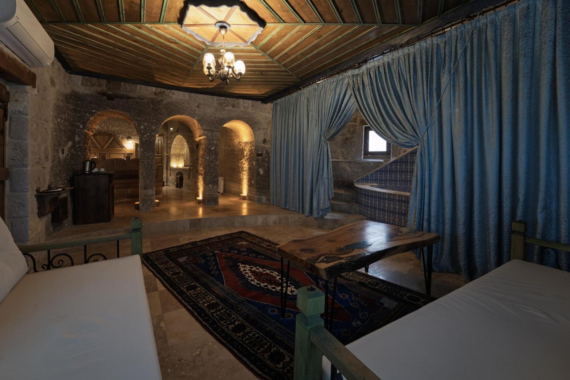 Grand Cave Suites Гьореме Екстериор снимка