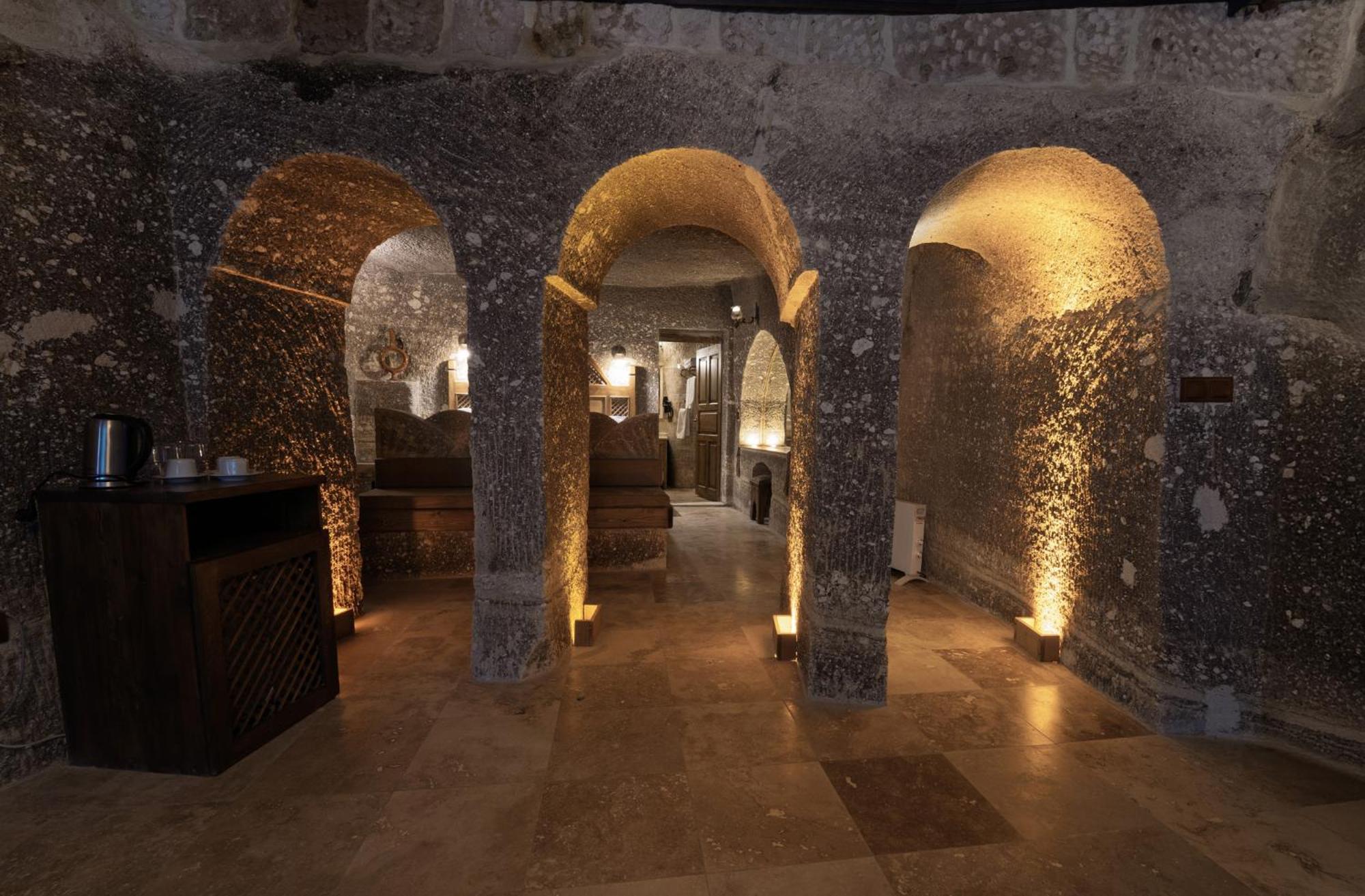 Grand Cave Suites Гьореме Екстериор снимка