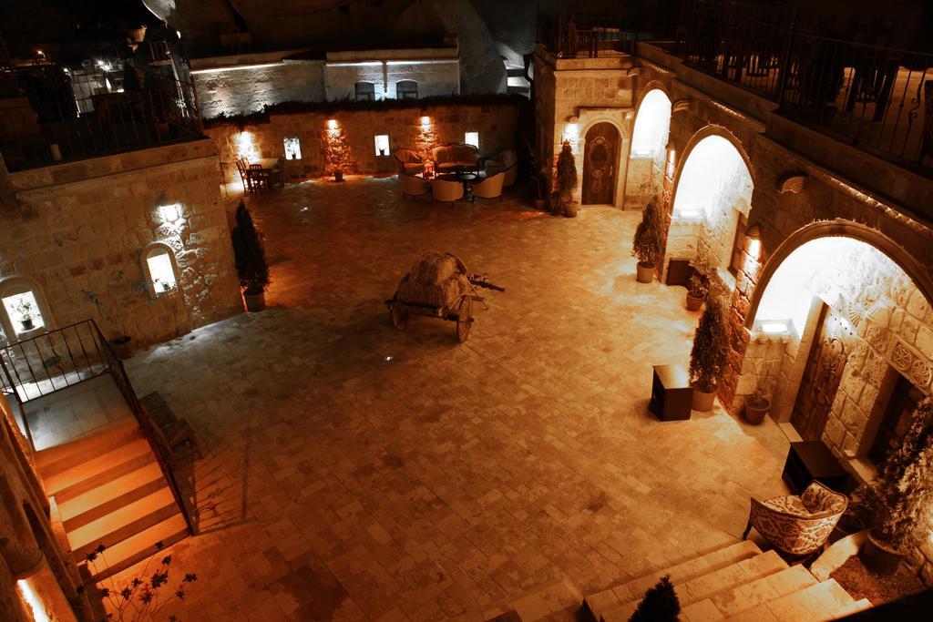 Grand Cave Suites Гьореме Екстериор снимка